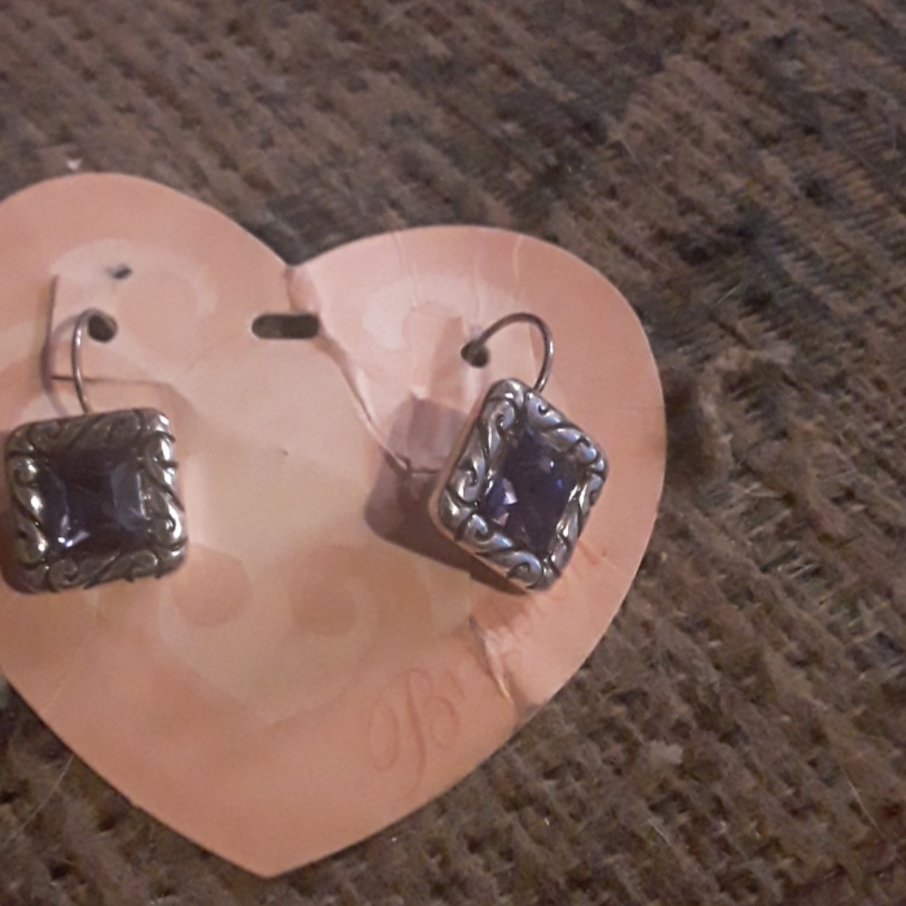 Earings